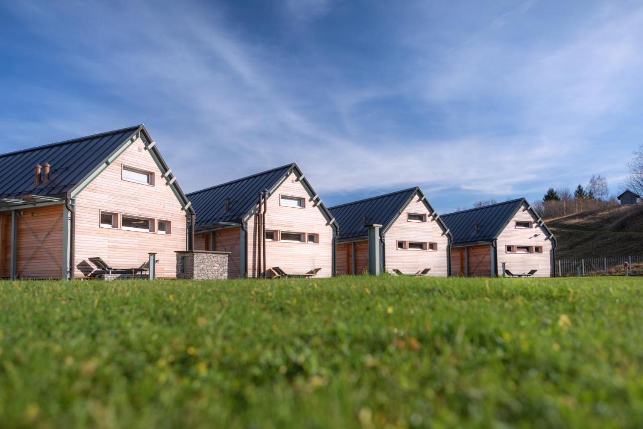 Nebesa Chalets Кобарид Екстериор снимка