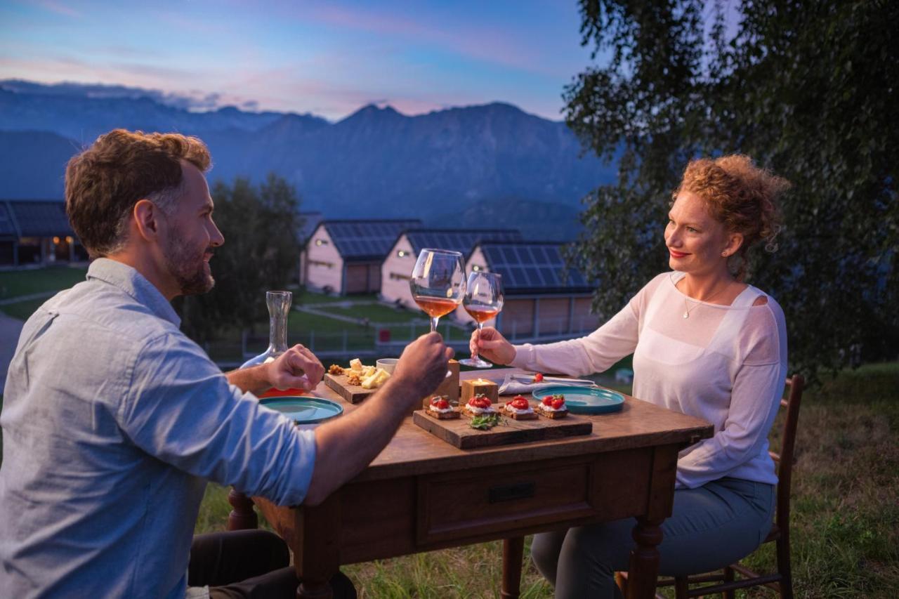 Nebesa Chalets Кобарид Екстериор снимка